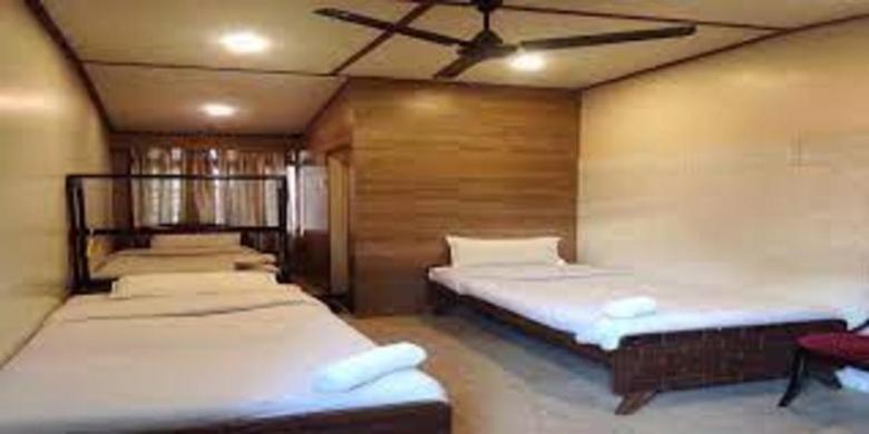 Baba Tourist Lodge Shillong Eksteriør bilde