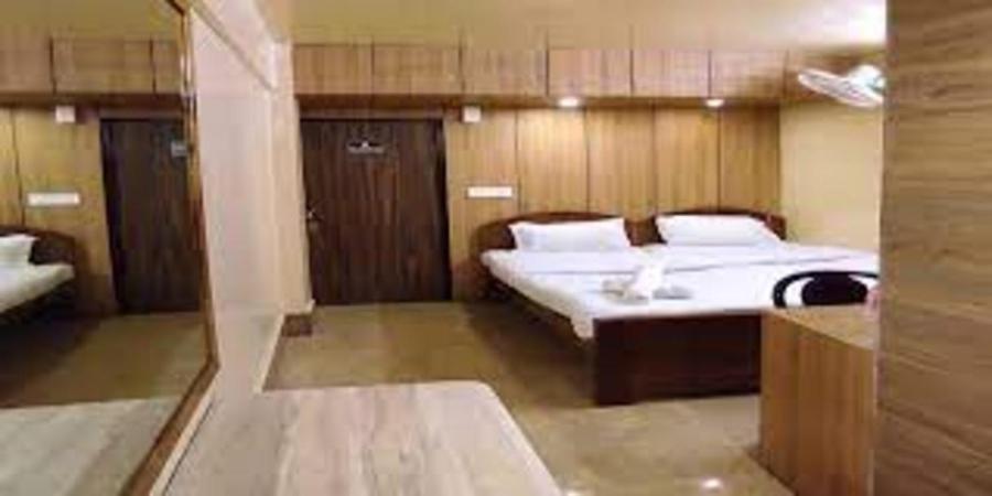 Baba Tourist Lodge Shillong Eksteriør bilde