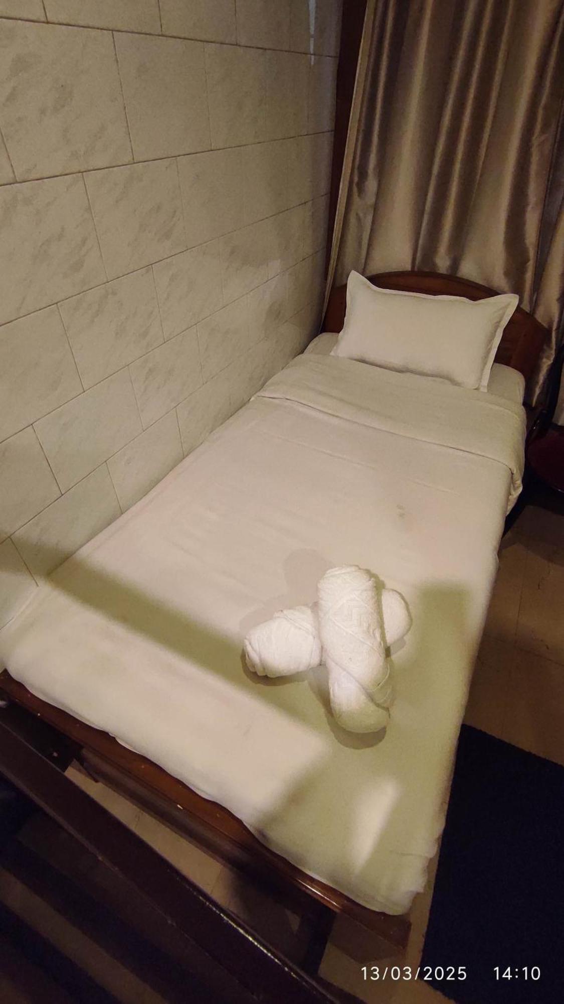Baba Tourist Lodge Shillong Eksteriør bilde