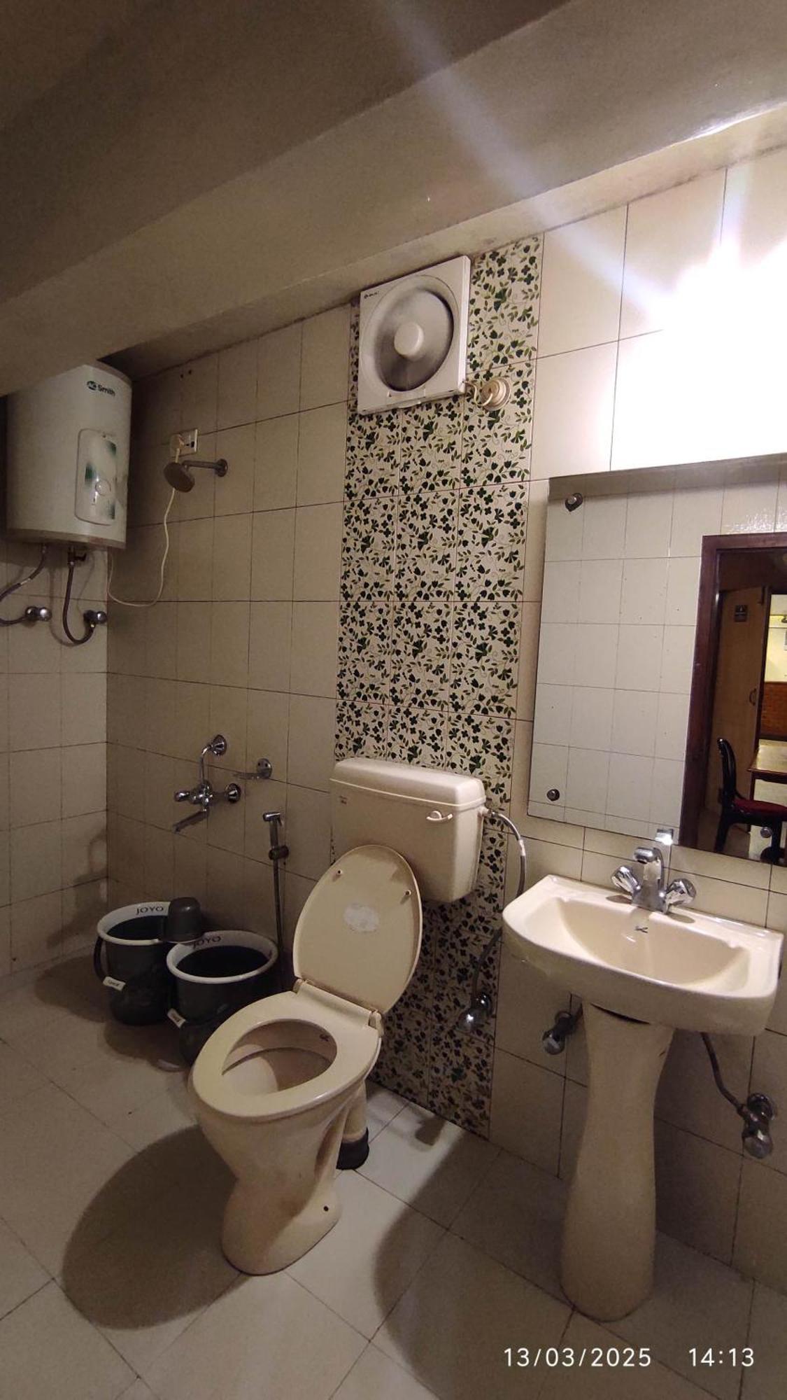 Baba Tourist Lodge Shillong Eksteriør bilde
