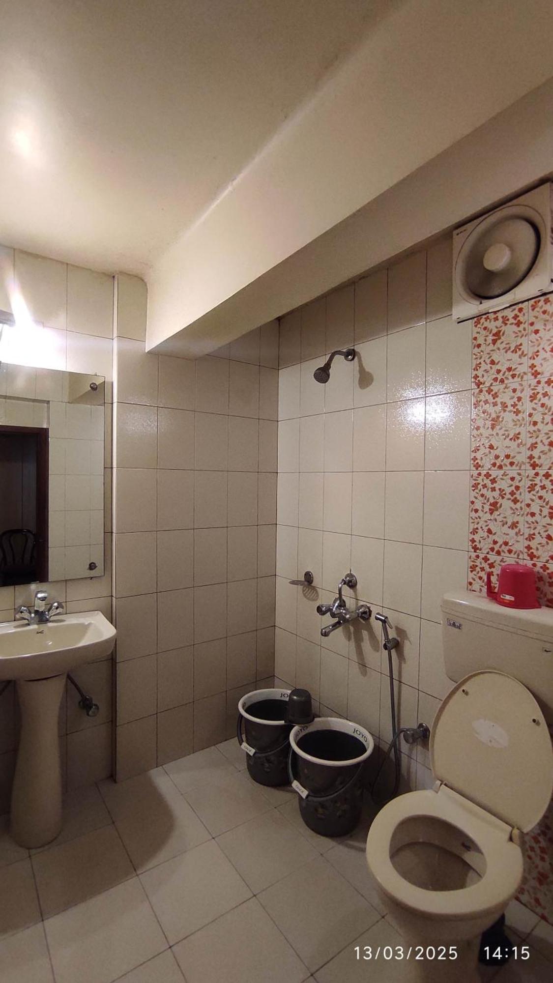 Baba Tourist Lodge Shillong Eksteriør bilde